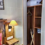 Du Château