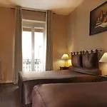 Du Chateau Отель 2*
