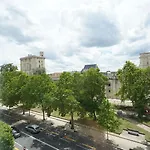 Отель Du Chateau 2*