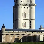 Du Chateau Отель