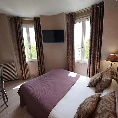 Hotel Du Château 2*