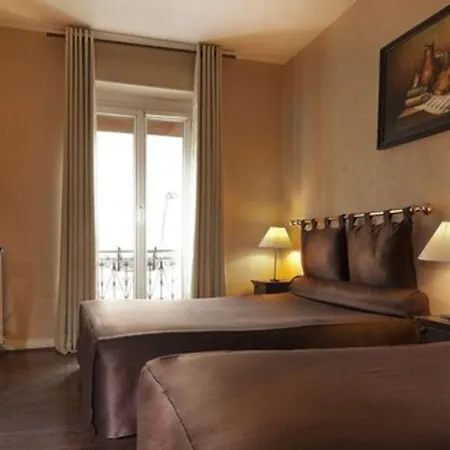 Du Chateau Hotel 2*