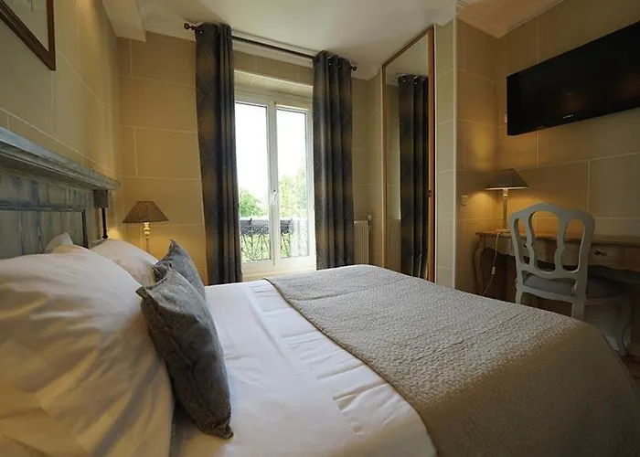 Hotel Du Chateau 2*