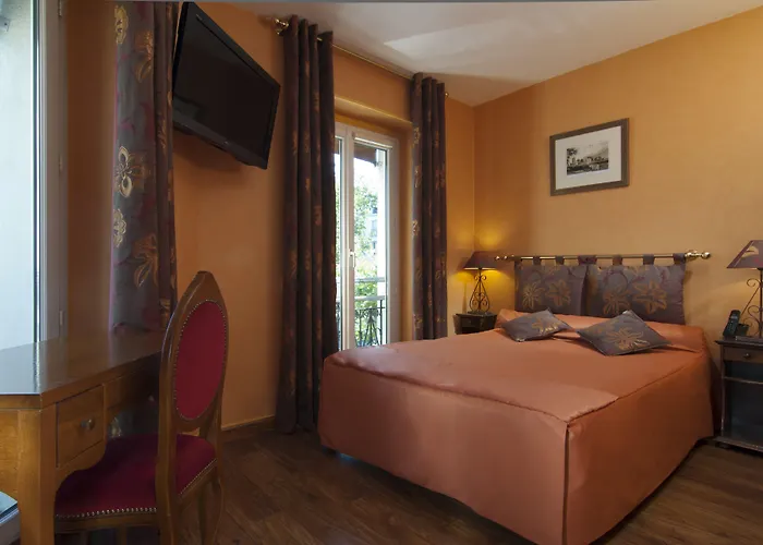 Du Chateau Hotel